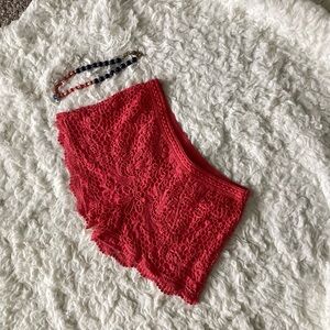 Mossimo Supply Co lace ladies shorts size medium. Pinkish coral color.